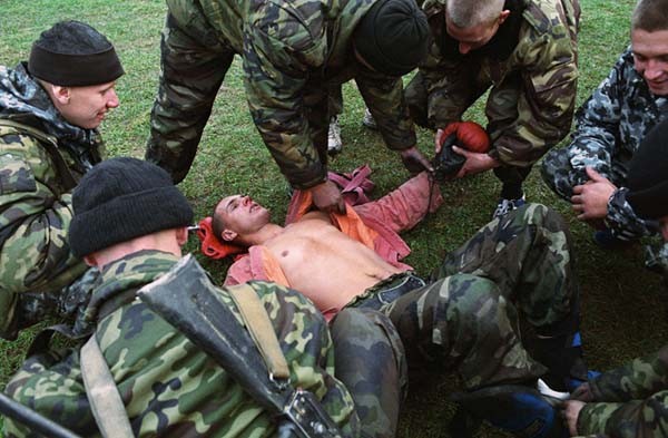 Nghẹt thở xem Nga rèn lính đặc nhiệm “mũ đỏ” (ảnh - video) ảnh 14 Nghẹt thở xem Nga rèn lính đặc nhiệm “mũ đỏ” (ảnh - video) ảnh 14