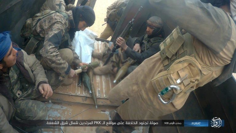 IS giáng đòn khiến người Kurd Syria điên đảo tại Deir Ezzor ảnh 3