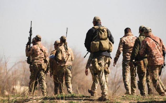 Những chiến binh người Kurd được Mỹ hậu thuẫn và trang bị vũ khí. Ảnh Masdar News