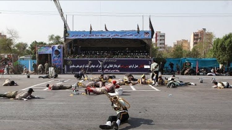 Cuộc tấn công khủng bố trước khán đài diễu hành quân sự ở Iran. Ảnh minh họa Masdar News