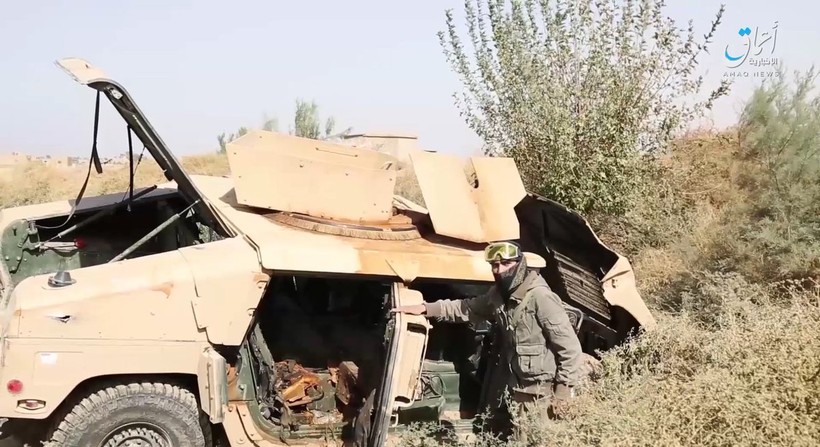 Lực lượng khủng bố chiếm xe thiết giáp của người Kurd. Ảnh: South Front.