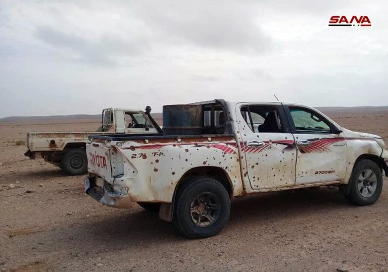 Xe cơ giới của IS bị quân đội Syria tấn công. Ảnh: South Front.