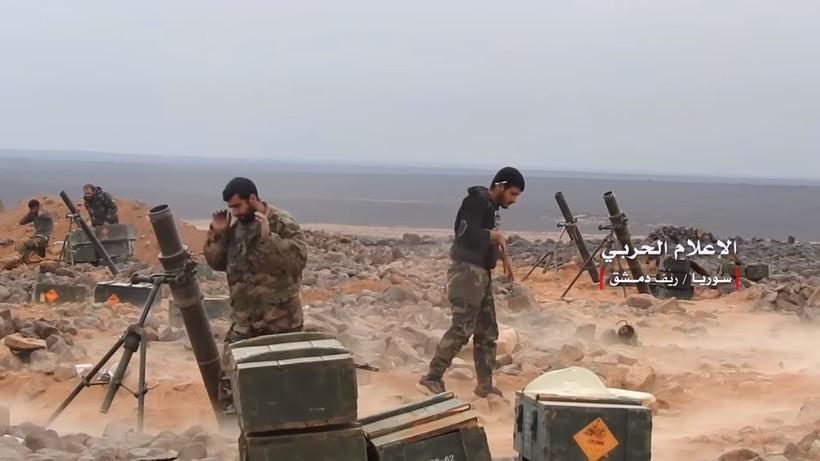 Quân đội Syria chuẩn bị pháo kích dữ dội al-Safa. Ảnh minh họa: South Front.