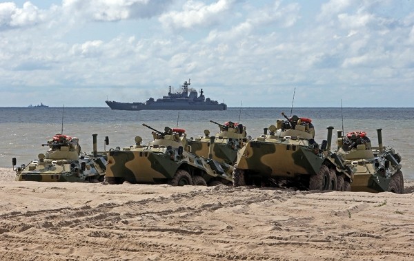Xe thiết giáp đổ bộ BTR-80A tham gia chiến đấu trong lực lượng Hải quân Đánh bộ Nga. Ảnh minh họa Rusian Gazeta