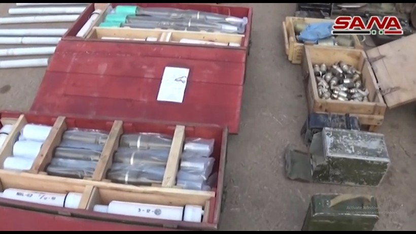 Kho vũ khí mới phát hiện tại thành phố Daraa. Ảnh minh họa video SANA