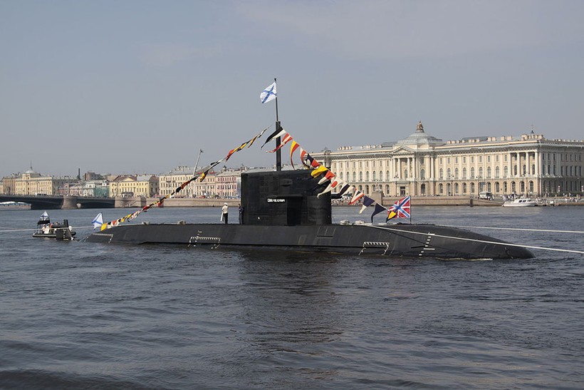 Chiếc tàu ngầm thứ 2 thuộc dự án 677 lớp Lada, Kronstadt. Ảnh minh họa: RG.