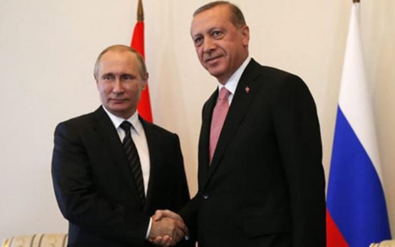Ngày 9/8 tại Saint Peterburg, Nga, Tổng thống Thổ Nhĩ Kỳ Tayip Erdogan hội đàm với Tổng thống Nga Vladimir Putin. Ảnh: EPA