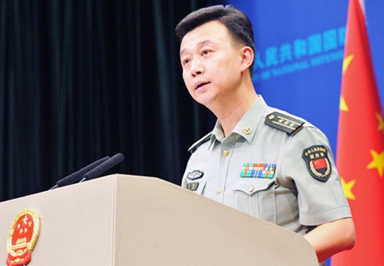 Thượng tá Ngô Khiêm, phát ngôn viên Bộ Quốc phòng Trung Quốc. Ảnh: mod.gov.cn