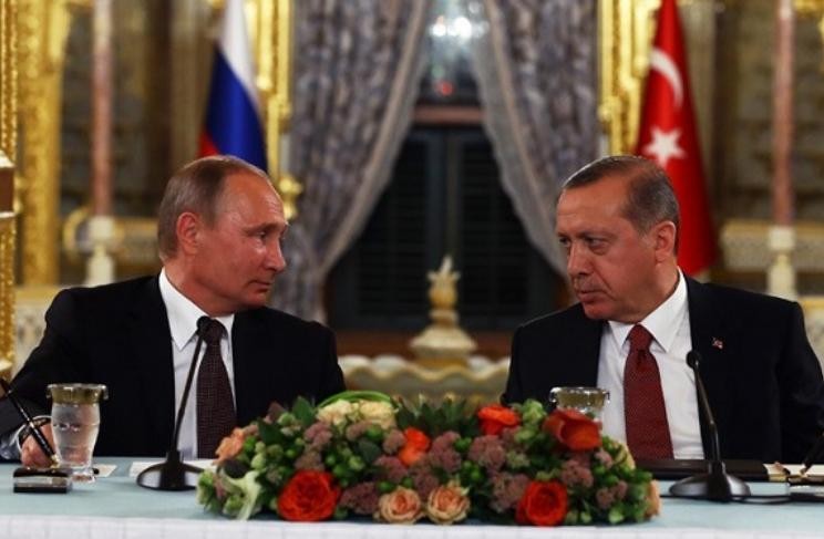 Tổng thống Nga Vladimir Putin và Tổng thống Thổ Nhĩ Kỳ Recep Tayyip Erdogan. Ảnh: adanzyegazete
