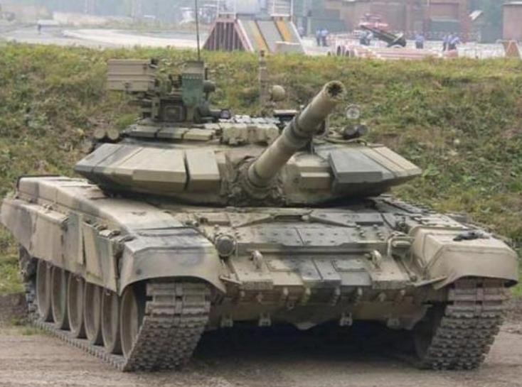 Xe tăng chiến đấu T-90 do Nga chế tạo. Ảnh: Sohu.