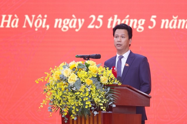 Thủ tướng Phạm Minh Chính trao Quyết định bổ nhiệm tân Bộ trưởng Bộ Tài nguyên và Môi trường - Ảnh 5. Thủ tướng Phạm Minh Chính trao Quyết định bổ nhiệm tân Bộ trưởng Bộ Tài nguyên và Môi trường ảnh 4
