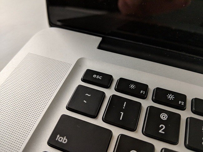 4 tính năng giúp MacBook Pro phiên bản cũ vượt trội so với MacBook 2016 ảnh 2