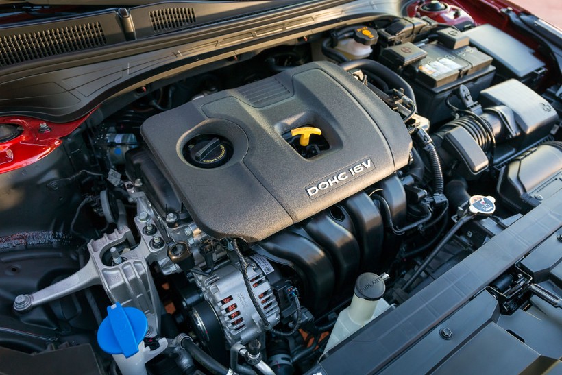 Kia Forte 2019 thế hệ mới chính thức lộ diện tại triển lãm Naias 2018 ảnh 3 Kia Forte 2019 thế hệ mới chính thức lộ diện tại triển lãm Naias 2018 ảnh 3