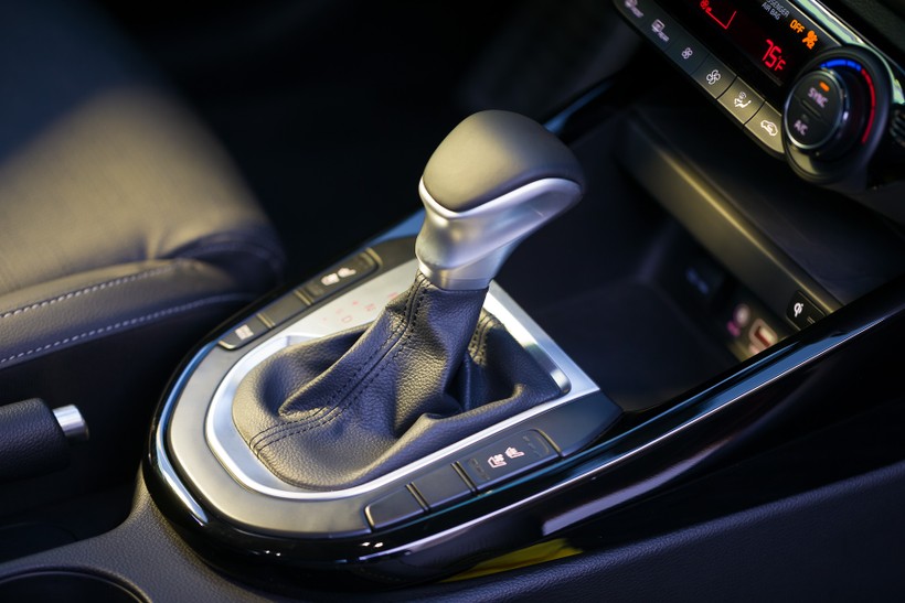 Kia Forte 2019 thế hệ mới chính thức lộ diện tại triển lãm Naias 2018 ảnh 21 Kia Forte 2019 thế hệ mới chính thức lộ diện tại triển lãm Naias 2018 ảnh 21
