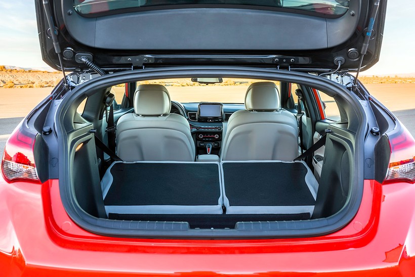Hyundai Veloster 2019 hoàn toàn mới: Vẫn giữ một chất riêng ảnh 11