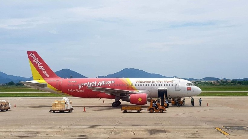 Cục Hàng không Việt Nam đã đình chỉ tổ bay hạ cánh nhầm đường băng ở Cam Ranh, dừng tăng chuyến Vietjet Air. (Ảnh minh họa)