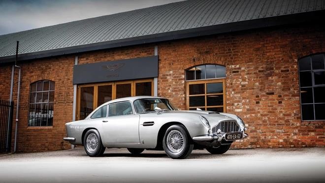 Chiếc Aston Martin DB5 đời 1965 của Điệp viên 007