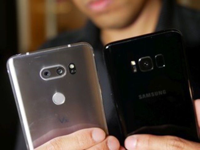 Đại chiến thiết kế Galaxy S8+ và LG V30: Bạn chọn siêu phẩm nào? ảnh 5 Đại chiến thiết kế Galaxy S8+ và LG V30: Bạn chọn siêu phẩm nào? ảnh 5