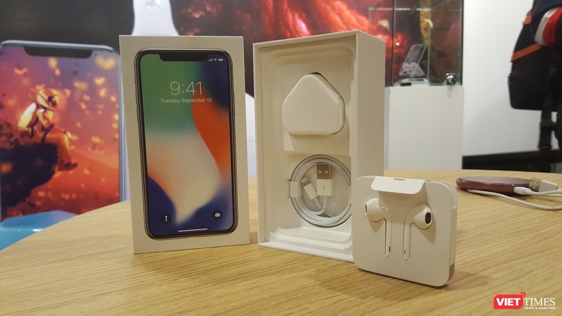 Đây chính là chiếc iPhone X đầu tiên xuất hiện tại Hà Nội ảnh 2 Đây chính là chiếc iPhone X đầu tiên xuất hiện tại Hà Nội ảnh 2