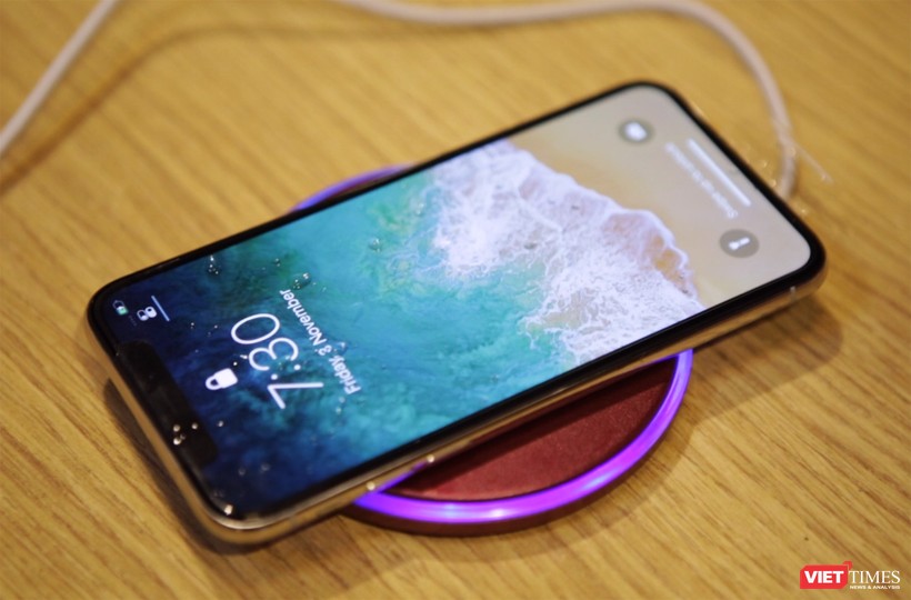 Đây chính là chiếc iPhone X đầu tiên xuất hiện tại Hà Nội ảnh 5 Đây chính là chiếc iPhone X đầu tiên xuất hiện tại Hà Nội ảnh 5