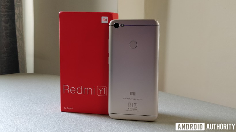 Xiaomi “nhỏ mà có võ”, mục tiêu bán 100 triệu smartphone năm 2018 ảnh 2 Xiaomi “nhỏ mà có võ”, mục tiêu bán 100 triệu smartphone năm 2018 ảnh 2