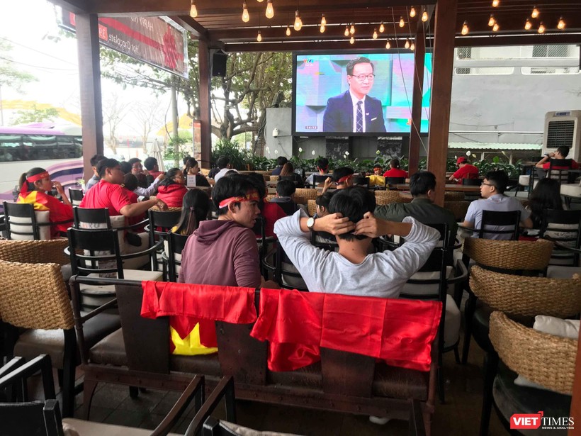 Không khí trận bóng lịch sử của U23 Việt Nam: Chút tiếc nuối phút cuối ảnh 13 Không khí trận bóng lịch sử của U23 Việt Nam: Chút tiếc nuối phút cuối ảnh 13