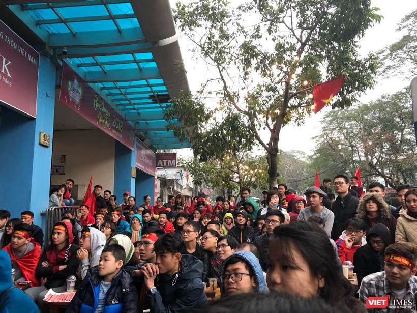 Không khí trận bóng lịch sử của U23 Việt Nam: Chút tiếc nuối phút cuối ảnh 19 Không khí trận bóng lịch sử của U23 Việt Nam: Chút tiếc nuối phút cuối ảnh 19