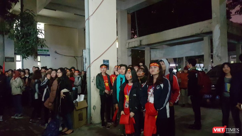 Không khí trận bóng lịch sử của U23 Việt Nam: Chút tiếc nuối phút cuối ảnh 43 Không khí trận bóng lịch sử của U23 Việt Nam: Chút tiếc nuối phút cuối ảnh 43