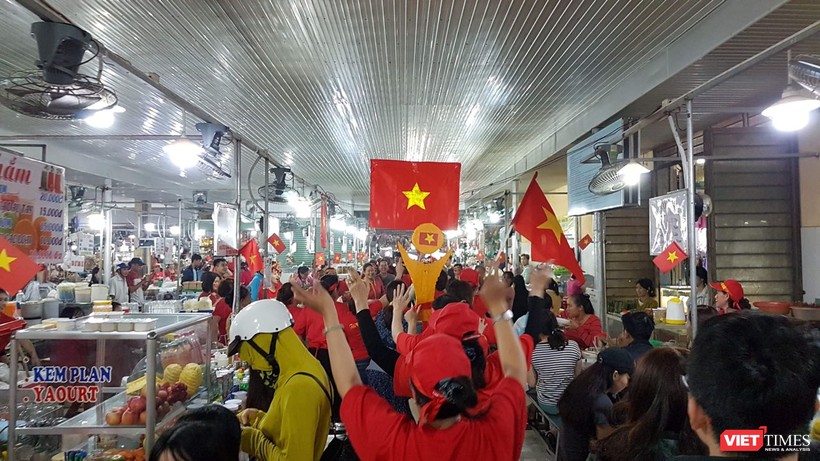 Không khí trận bóng lịch sử của U23 Việt Nam: Chút tiếc nuối phút cuối ảnh 7 Không khí trận bóng lịch sử của U23 Việt Nam: Chút tiếc nuối phút cuối ảnh 7