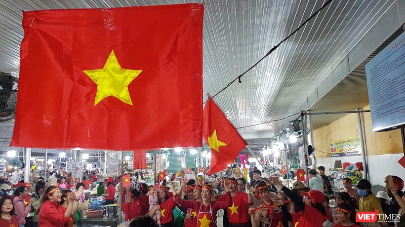 Không khí trận bóng lịch sử của U23 Việt Nam: Chút tiếc nuối phút cuối ảnh 8 Không khí trận bóng lịch sử của U23 Việt Nam: Chút tiếc nuối phút cuối ảnh 8