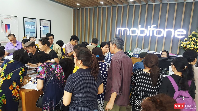 Lùi hạn chót bổ sung thông tin thuê bao VinaPhone và MobiFone ảnh 1 Lùi hạn chót bổ sung thông tin thuê bao VinaPhone và MobiFone ảnh 1