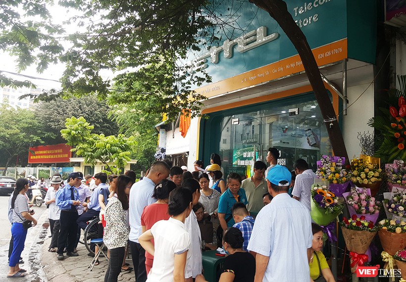 Lùi hạn chót bổ sung thông tin thuê bao VinaPhone và MobiFone ảnh 2 Lùi hạn chót bổ sung thông tin thuê bao VinaPhone và MobiFone ảnh 2