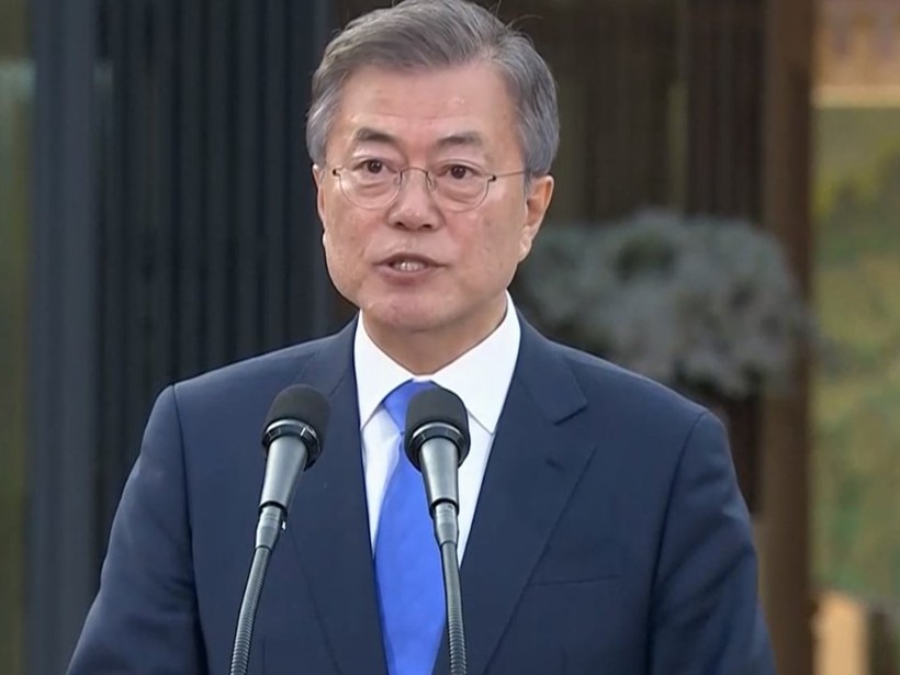 Toàn cảnh cuộc gặp lịch sử giữa Chủ tịch Triều Tiên Kim Jong Un và Tổng thống Hàn Quốc Moon Jae In ảnh 36 Toàn cảnh cuộc gặp lịch sử giữa Chủ tịch Triều Tiên Kim Jong Un và Tổng thống Hàn Quốc Moon Jae In ảnh 36