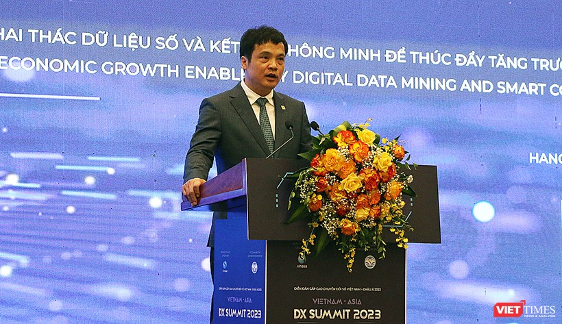 Ông Nguyễn Văn Khoa phát biểu tại diễn đàn Dx Summit 2023