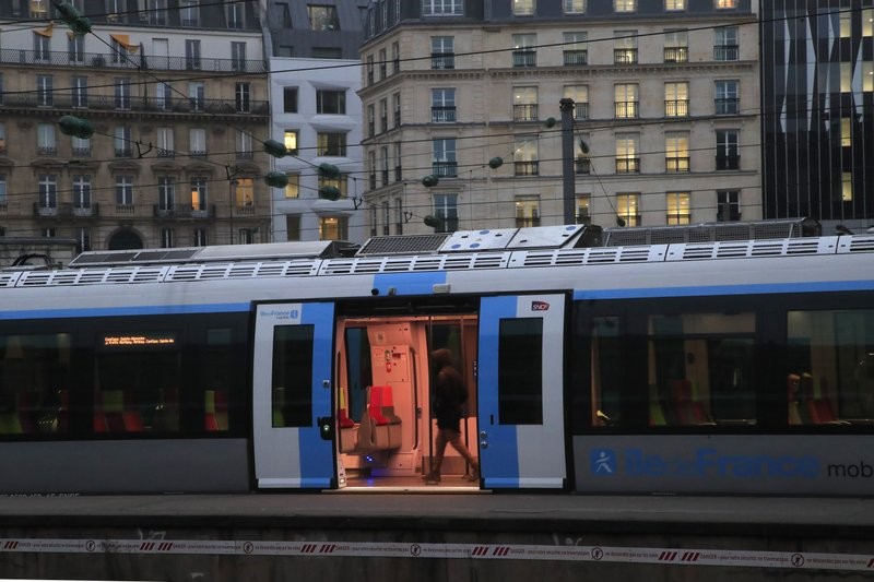 Cuộc đình công đã làm ảnh hưởng nghiêm trọng tới hệ thống giao thông ở Paris (Ảnh: AP)
