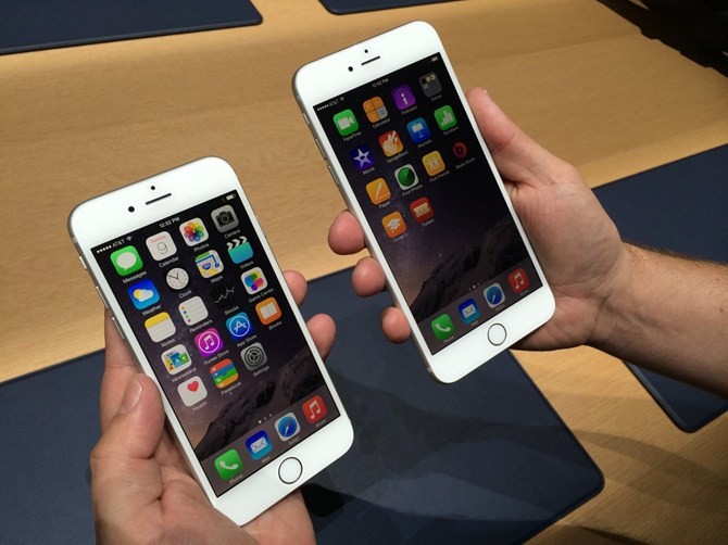 Đồng Rúp rớt giá khiến Nga trở thành nước bán iPhone rẻ nhất thế giới ảnh 1