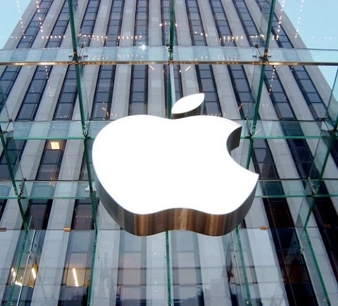 Đồng Rúp rớt giá khiến Nga trở thành nước bán iPhone rẻ nhất thế giới ảnh 2