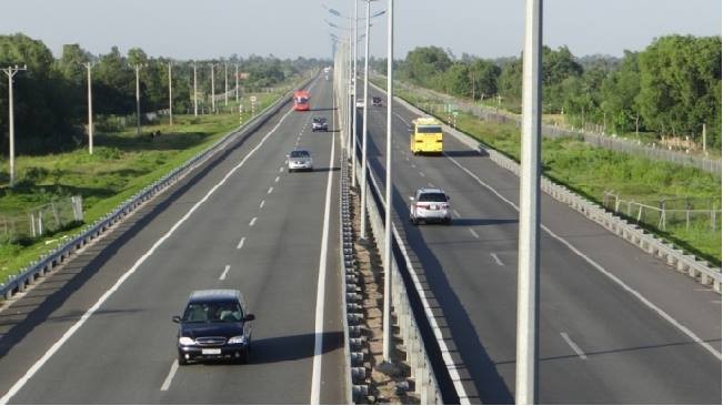 Năm 2015, TEDI lại được Bộ Giao thông Vận tải giao nhiệm vụ nghiên cứu và lập đề án đầu tư xây dựng tuyến đường bộ nối thông cao tốc Bắc-Nam phía Đông đoạn Hà Nội-Thành phố Hồ Chí Minh.