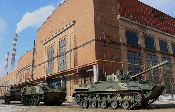 Hãng chế tạo xe thiết giáp chở quân BMP của Nga bị đưa ra toà xin cho phá sản - Ảnh: TASS