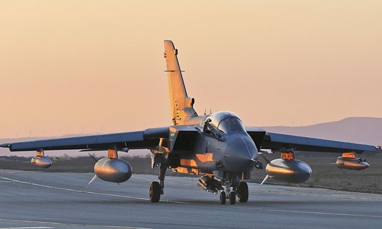 Chiến đấu cơ Tornado GR4 của RAF tại căn cứ không quân Akrotiri ở Cyprus. Ảnh: PA