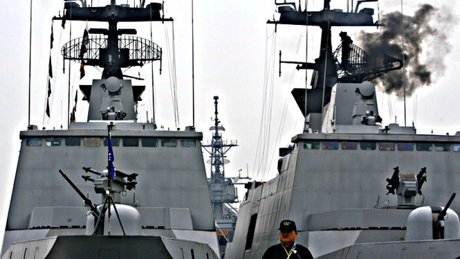 Tàu chiến của Đài Loan được điều đến gần đảo của Nhật ở Tây Thái Bình Dương. Ảnh: Reuters
