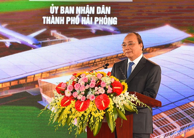 Thủ tướng Chính phủ Nguyễn Xuân Phúc phát biểu tại buổi lễ.