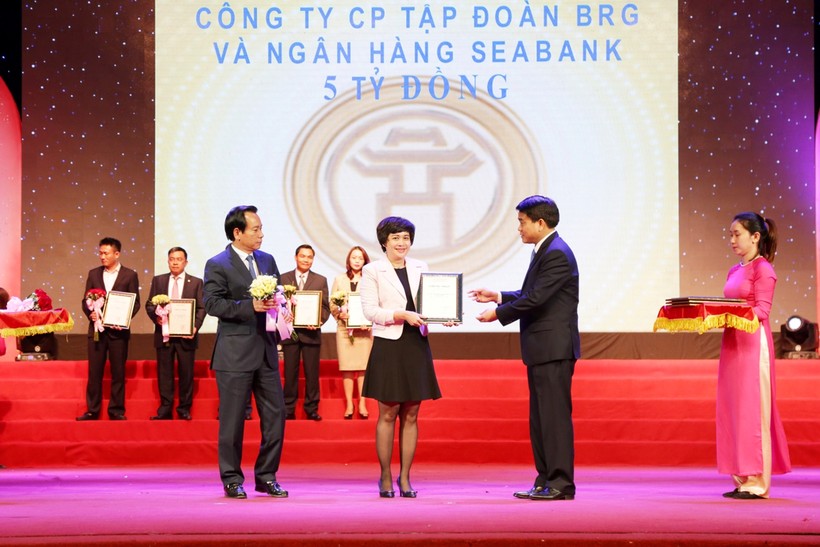 BRG và SeABank ủng hộ 5 tỷ đồng xây nhà cho người có công với cách mạng tại Hà Nội.