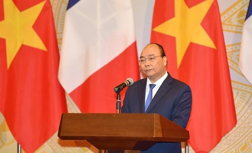 Thủ tướng Nguyễn Xuân Phúc phát biểu tại họp báo. Ảnh: VGP/Quang Hiếu