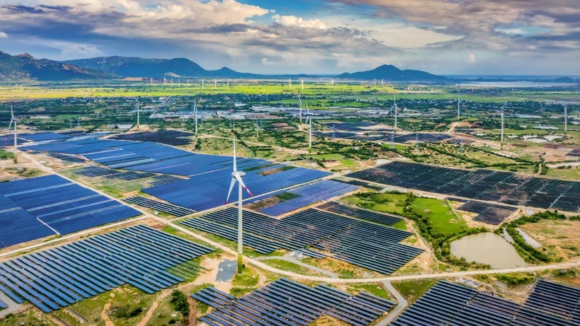 TNPower đầu tư vào cả 4 mảng điện mặt trời, điện gió, điện khí và thủy điện (Ảnh minh họa - Nguồn: Internet)