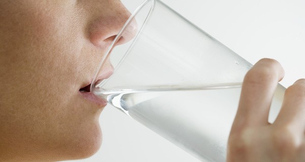 7 điều kỳ lạ nếu bạn chỉ uống nước trong 30 ngày liên tục