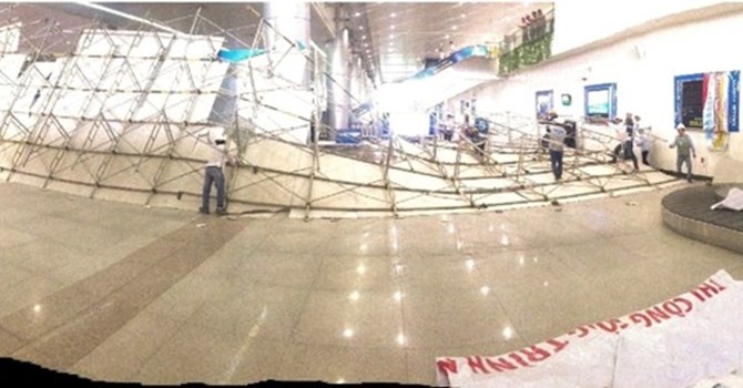 Vì sao dàn giáo tại sân bay Tân Sơn Nhất đổ sập?