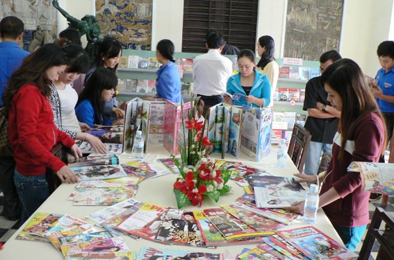 Triển lãm Báo chí Việt Nam tại Lào năm 2016