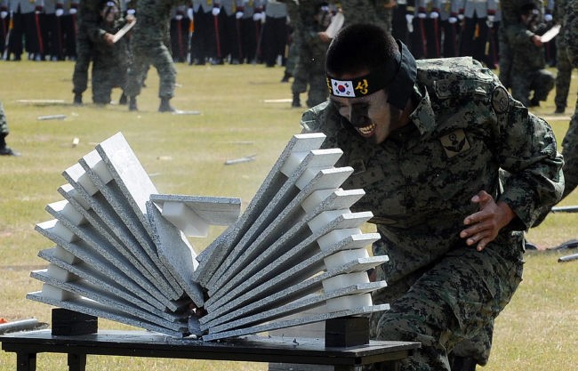 Video: Bí mật sức mạnh của đặc nhiệm Hàn Quốc