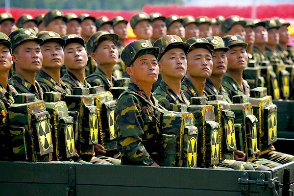 Võ thuật đặc nhiệm Triều Tiên: Vũ khí chính là người lính (video)